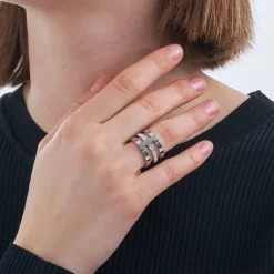 Ring - Three Rows